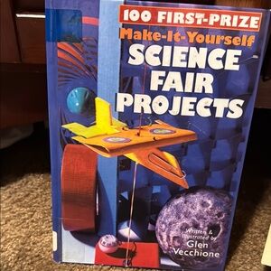 100 First Prize Make it Yourself Science Fair Projects Book - Blue and Orange
